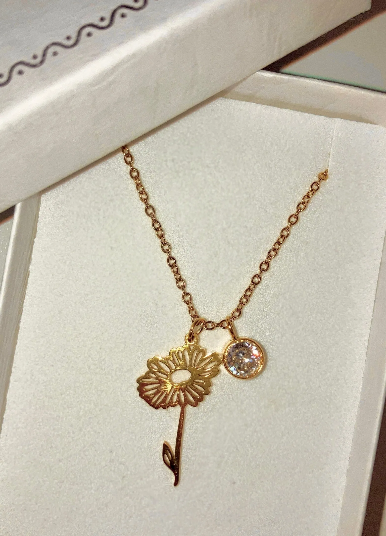 AUGUST Birth Flower Necklace | Gold Plated Birthstone Necklace | Gifts for Her | Custom Flower Necklace | Charm Necklace | Women's Gift