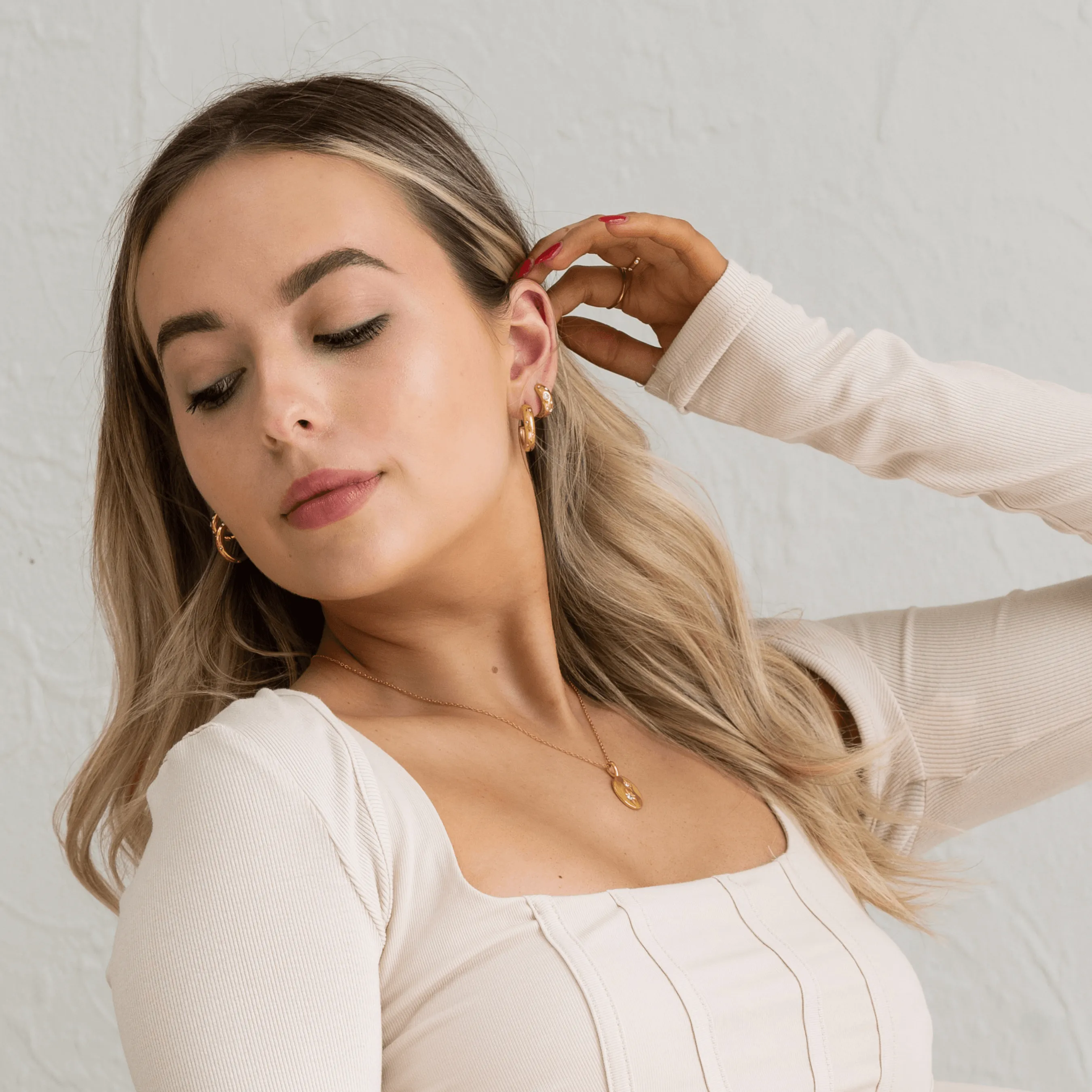 Stella Hoops