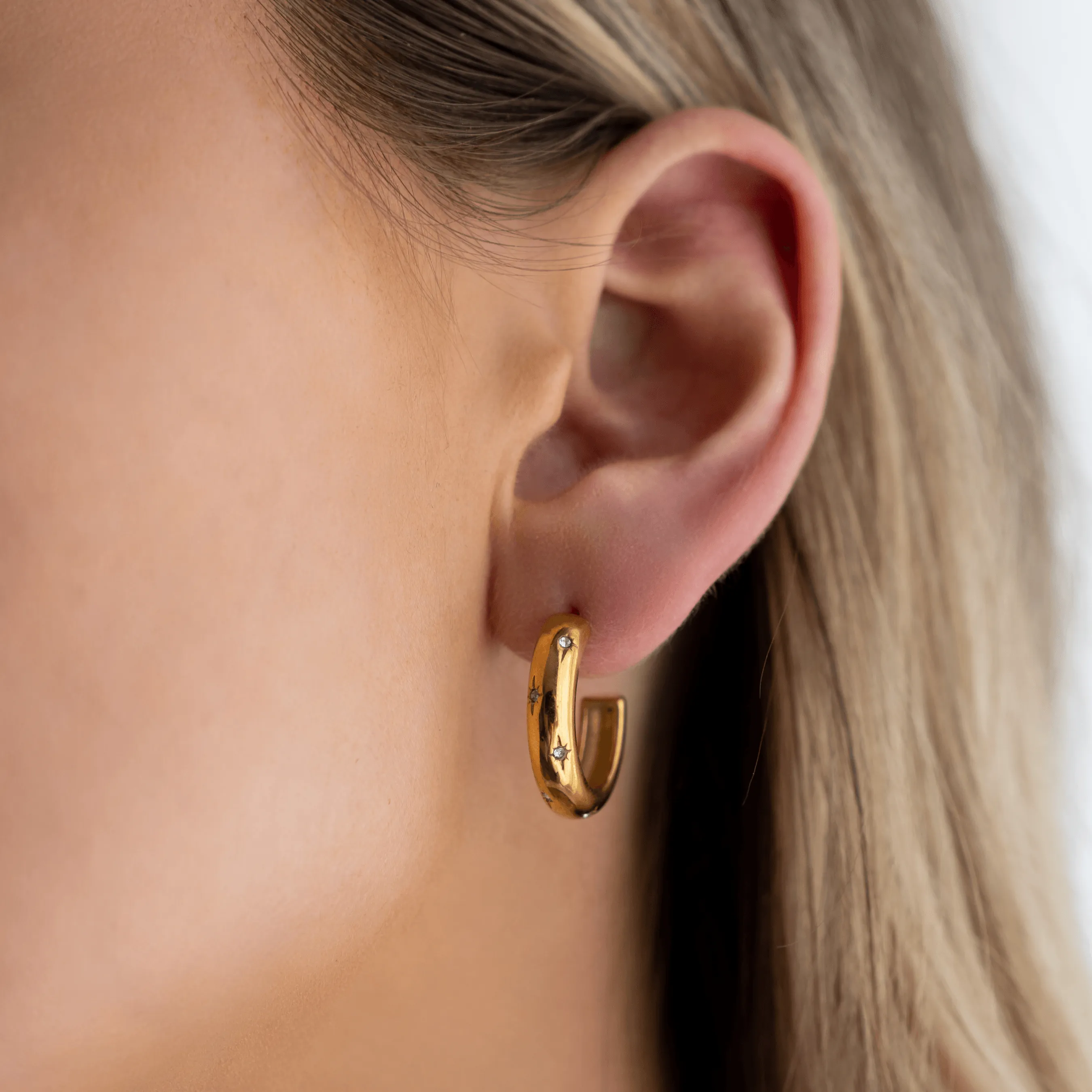 Stella Hoops