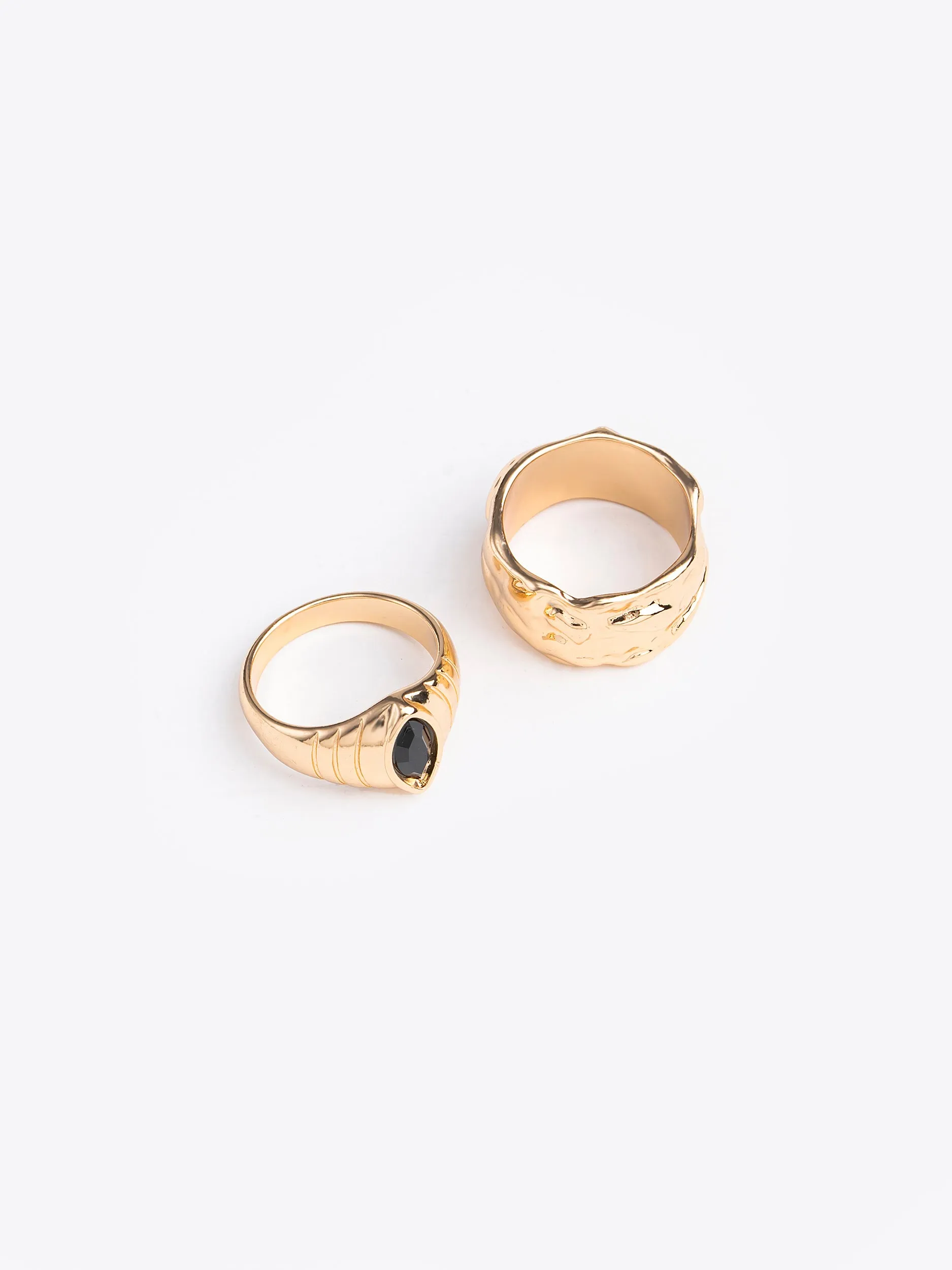 Textured Bold Ring Set