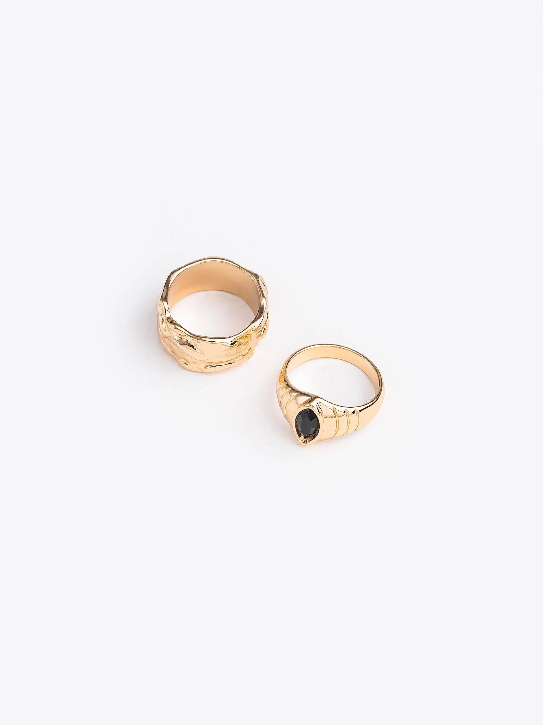 Textured Bold Ring Set
